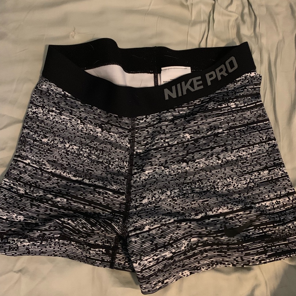 Nike pro short